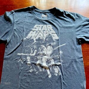 Star Wars Classic T-Shirt. SIZE Adult MD